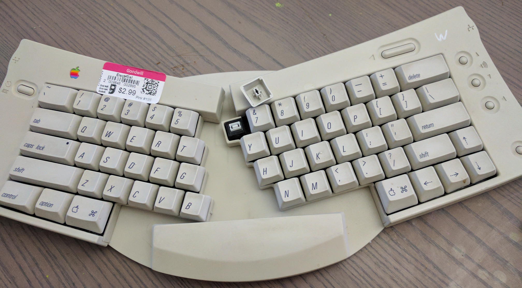 apple adjustable keyboard 1993  04844-s