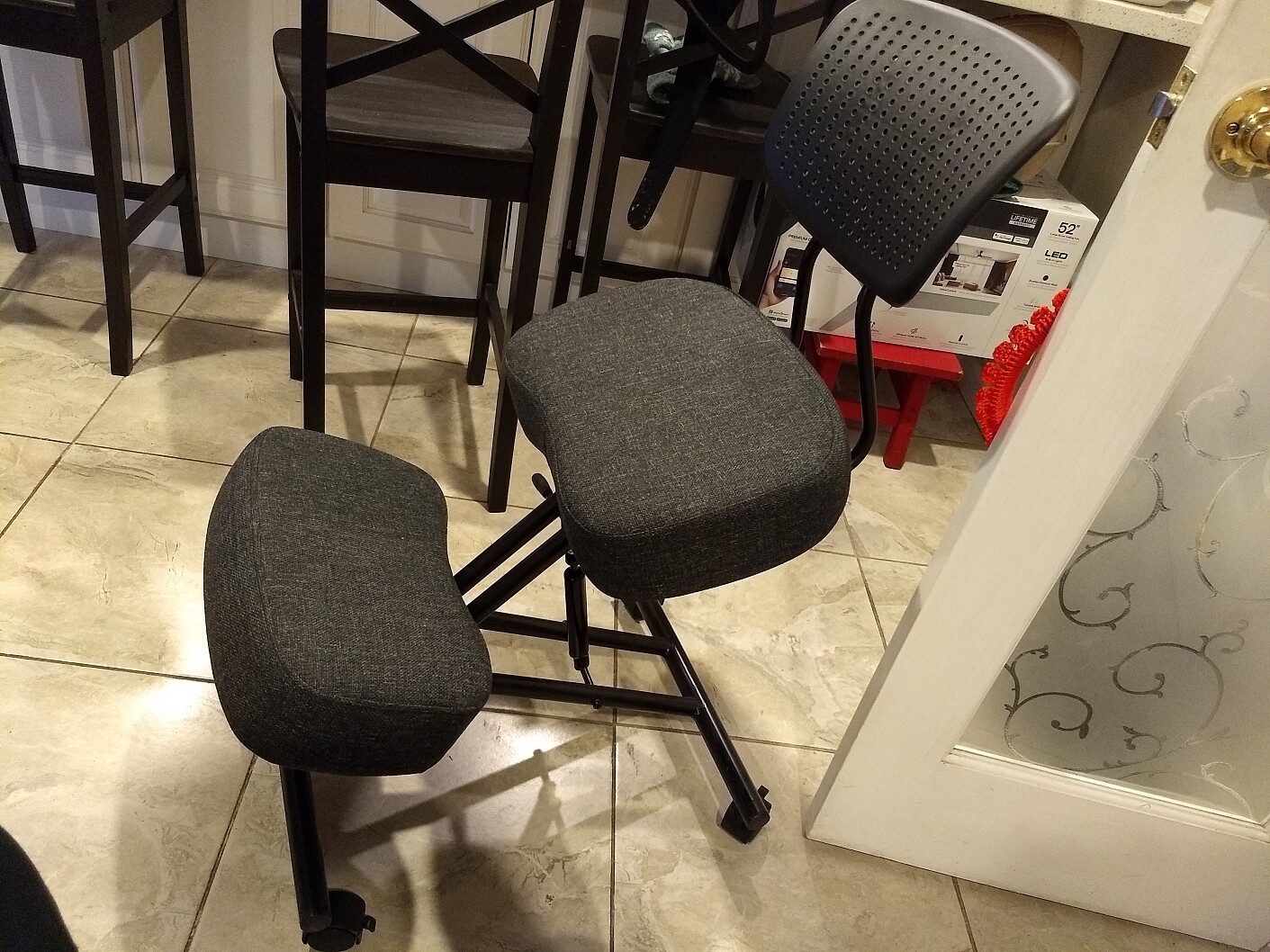 kneeling chair 20230307 qr2R6