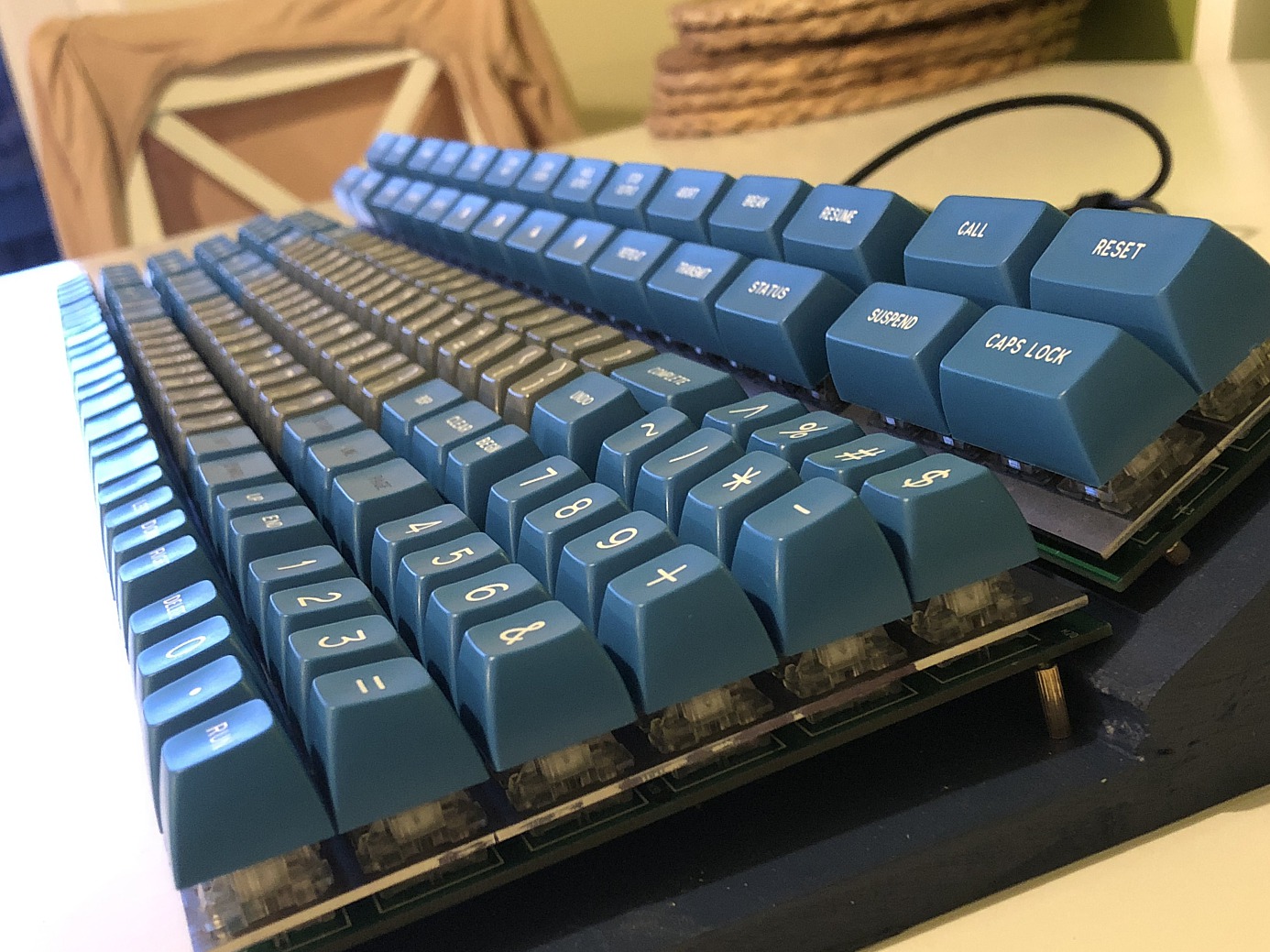 hyper 7 keyboard d4c3c s1386x1039