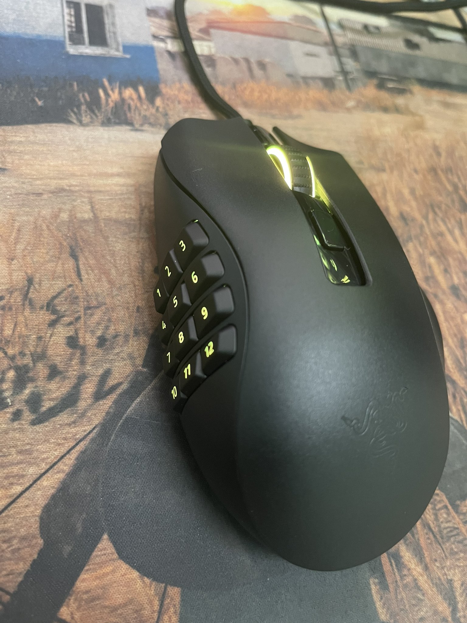 razer naga x MDwy