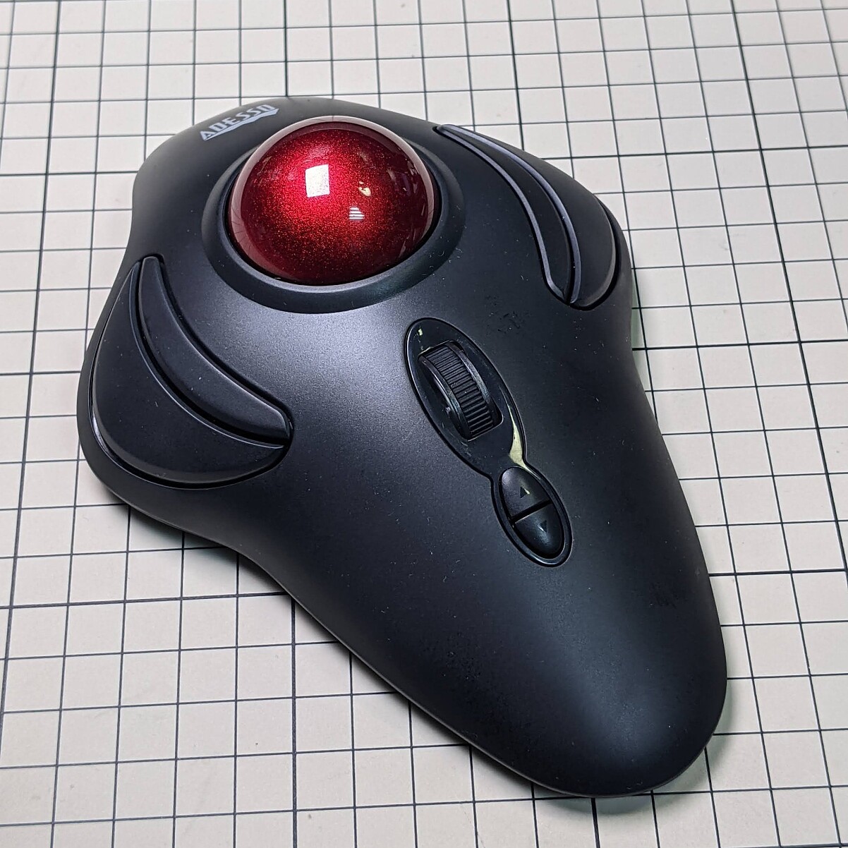 Adesso trackball T40 qT7d-s1200