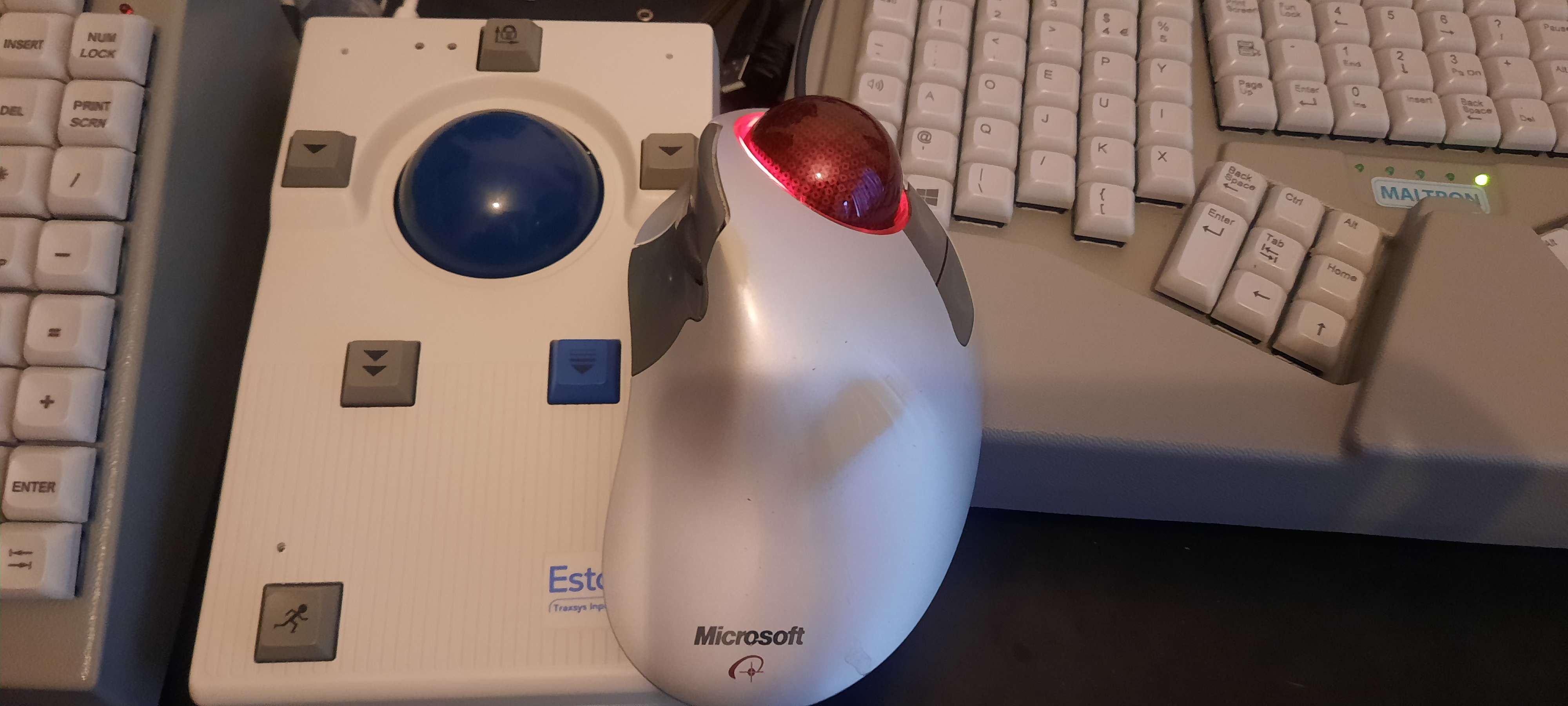 Esterline trackball 2024 DBJKc